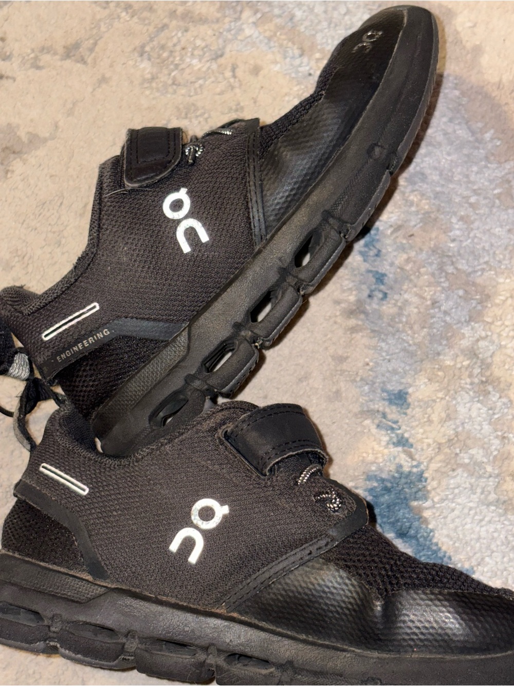 On Cloudkids Black Kids' Sneakers with Hook-and-Loop Strap